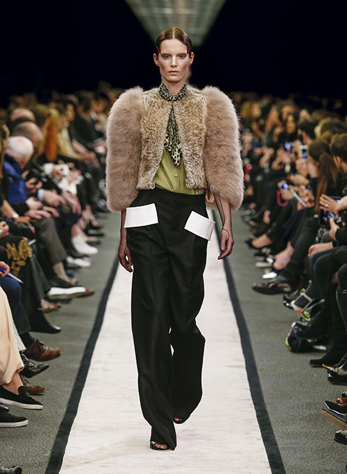 ジバンシィ バイ リカルド ティッシ  2014-15年秋冬<span>コレクション</span> - 写真17