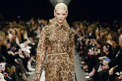 2014-15年秋冬コレクション｜ジバンシィ バイ リカルド ティッシ 2014年秋冬コレクション - 40’sにモダンな華やかさを