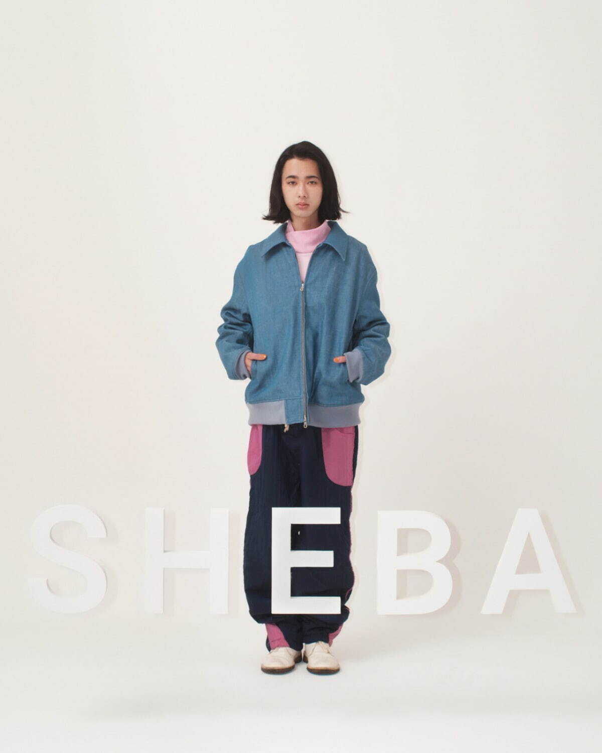 シーバ(Sheba) 2023-24年秋冬ウィメンズ&メンズコレクション  - 写真3