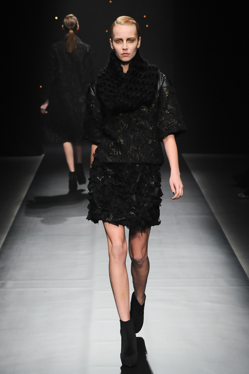 ヨハン クー ゴールドレーベル(Johan Ku GoLd Label) 2014-15年秋冬ウィメンズ&メンズコレクション  - 写真44