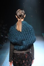 ヨハン クー ゴールドレーベル 2014-15年秋冬 - 多彩な手法が生み出すファンタジーの世界｜写真2