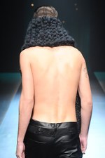 ヨハン クー ゴールドレーベル 2014-15年秋冬 - 多彩な手法が生み出すファンタジーの世界｜写真15