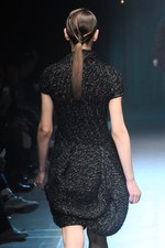 ヨハン クー ゴールドレーベル 2014-15年秋冬 - 多彩な手法が生み出すファンタジーの世界｜写真21