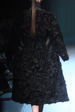 ヨハン クー ゴールドレーベル 2014-15年秋冬 - 多彩な手法が生み出すファンタジーの世界｜写真25