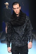 ヨハン クー ゴールドレーベル 2014-15年秋冬 - 多彩な手法が生み出すファンタジーの世界｜写真32