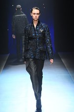 ヨハン クー ゴールドレーベル 2014-15年秋冬 - 多彩な手法が生み出すファンタジーの世界｜写真33