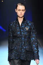 ヨハン クー ゴールドレーベル 2014-15年秋冬 - 多彩な手法が生み出すファンタジーの世界｜写真34