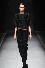 ヨハン クー ゴールドレーベル 2014-15年秋冬 - 多彩な手法が生み出すファンタジーの世界｜写真49