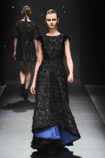 ヨハン クー ゴールドレーベル 2014-15年秋冬 - 多彩な手法が生み出すファンタジーの世界｜写真53