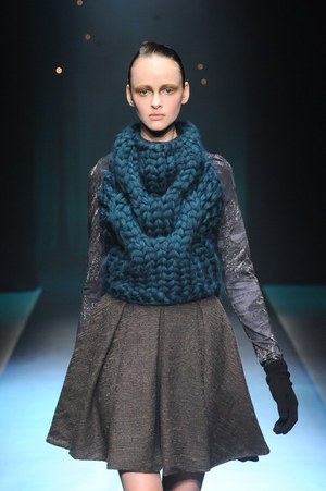 ヨハン クー ゴールドレーベル 2014-15年秋冬 - 多彩な手法が生み出すファンタジーの世界｜写真7