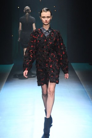 ヨハン クー ゴールドレーベル 2014-15年秋冬 - 多彩な手法が生み出すファンタジーの世界｜写真22