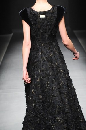 ヨハン クー ゴールドレーベル 2014-15年秋冬 - 多彩な手法が生み出すファンタジーの世界｜写真54