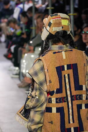 アンディサイデッド 2023年秋冬コレクション - 伝承×最新技術が混在する世界｜写真19