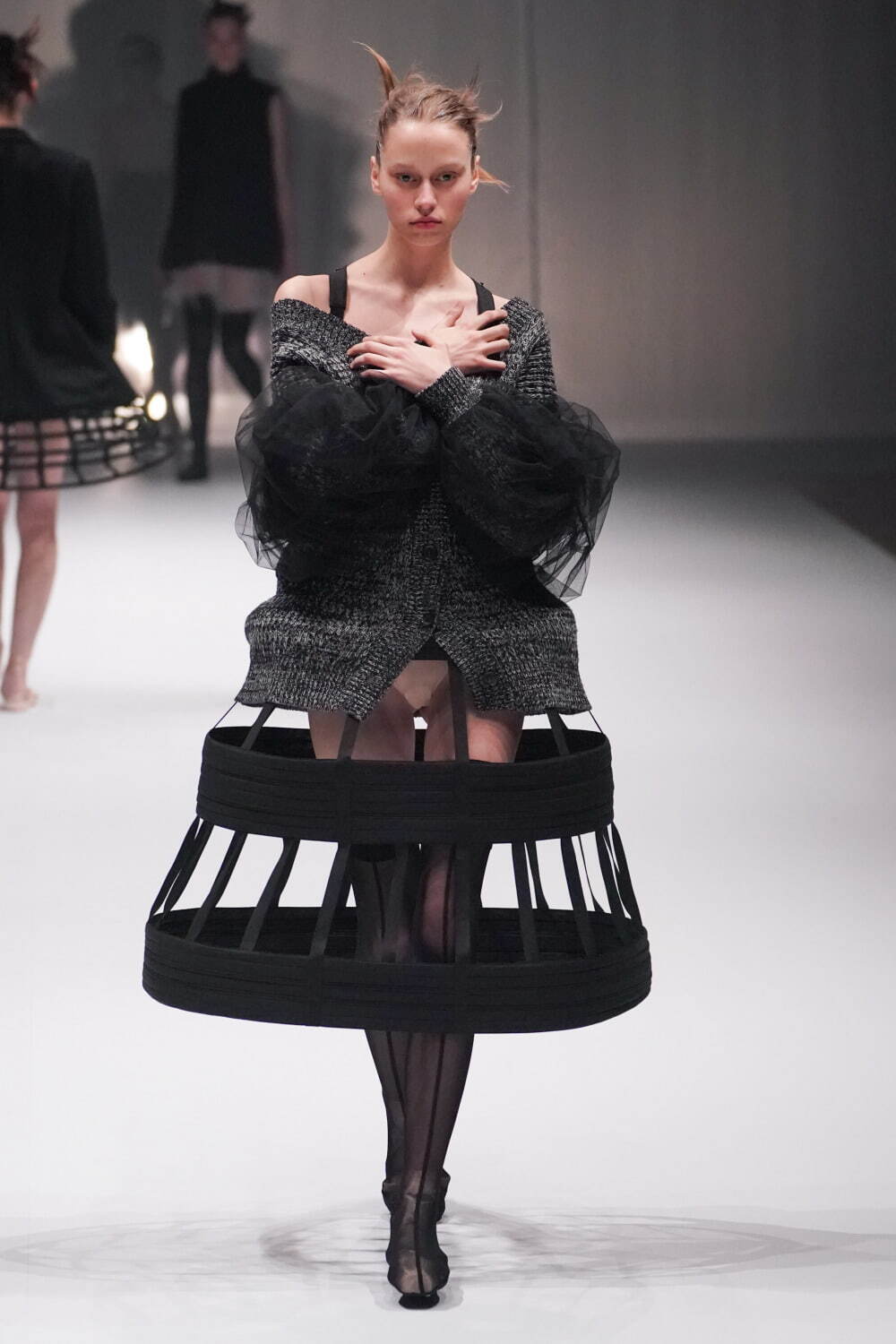 チカ キサダ 2023-24年秋冬<span>コレクション</span> - 写真59