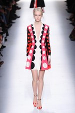 ヴァレンティノ 2014-15年秋冬コレクション - 色と柄が織りなすエネルギッシュな空想の世界｜写真4