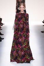 ヴァレンティノ 2014-15年秋冬コレクション - 色と柄が織りなすエネルギッシュな空想の世界｜写真101