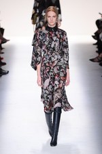 ヴァレンティノ 2014-15年秋冬コレクション - 色と柄が織りなすエネルギッシュな空想の世界｜写真61