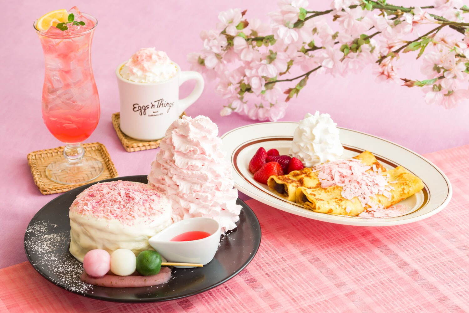 エッグスンシングス(Eggs 'n Things) 桜パンケーキ｜写真1