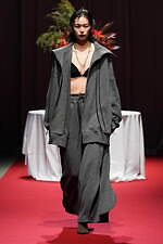 セイヴソン 2023-24年秋冬コレクション - 非日常の個人的な世界｜写真8