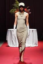 セイヴソン 2023-24年秋冬コレクション - 非日常の個人的な世界｜写真9