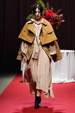 セイヴソン 2023-24年秋冬コレクション - 非日常の個人的な世界｜写真27