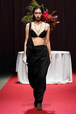 セイヴソン 2023-24年秋冬コレクション - 非日常の個人的な世界｜写真38