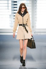 ルイ・ヴィトン 2014-15年秋冬コレクション - 二コラ・ジェスキエールによる初のショー｜写真21