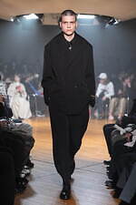 ソウシオオツキ 2023-24年秋冬コレクション - 固有の風習に見出す、精神性の共有｜写真15