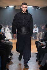 ソウシオオツキ 2023-24年秋冬コレクション - 固有の風習に見出す、精神性の共有｜写真29