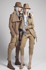 ato(アトウ)、2010-2011年秋冬コレクション｜写真5