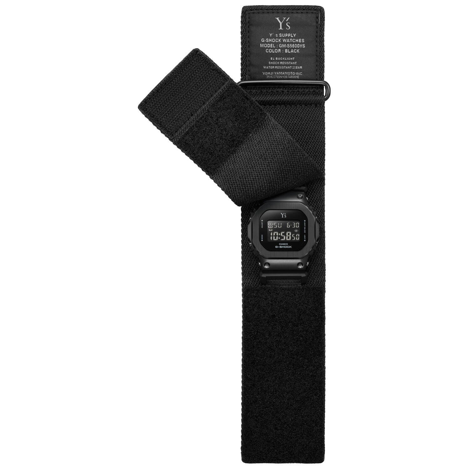 Y's x G-SHOCK“オールブラック”の限定腕時計、着脱可能な文字盤カバー付きクロスバンド｜写真1