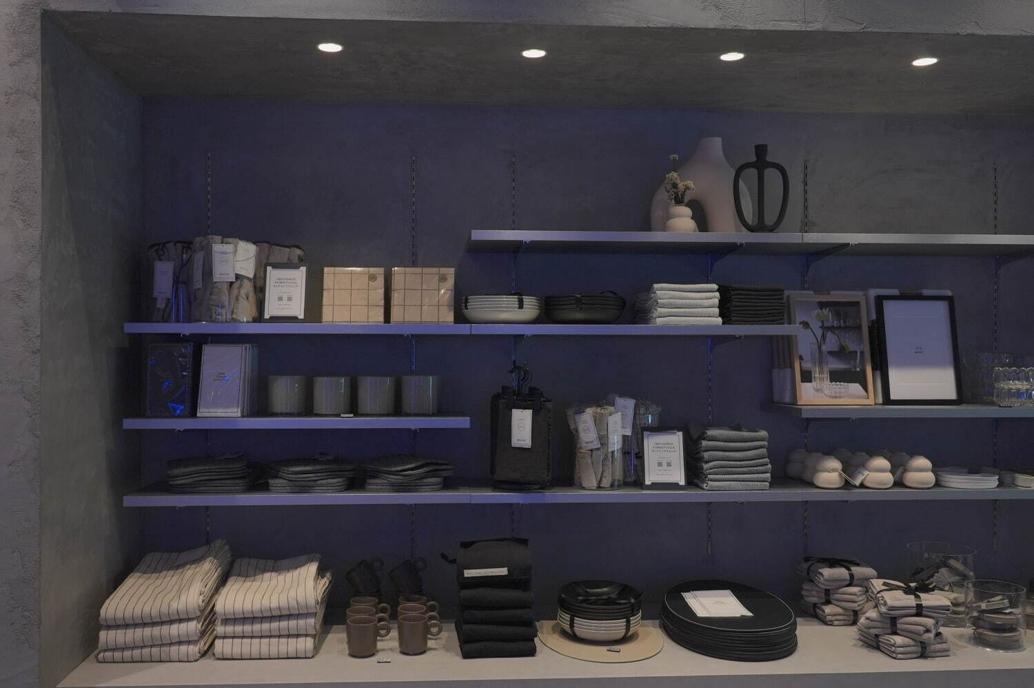 H&M新店が銀座・並木通りに - インテリアブランド「H&M ホーム」展開、日本初コーヒーショップも｜写真3