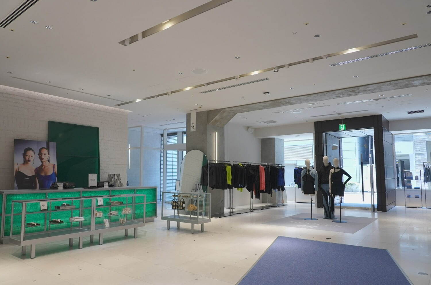 H&M新店が銀座・並木通りに - インテリアブランド「H&M ホーム」展開、日本初コーヒーショップも｜写真7