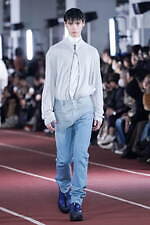 ヴェイン 2023年秋冬コレクション - “黒”との対話による多様な表現｜写真8