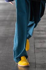 ヨーク 2023-24年秋冬コレクション - ベン・ニコルソン、境界線のない淡い色彩と幾何学模様｜写真21