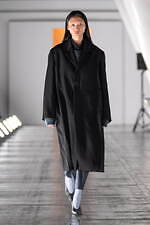 ヨーク 2023-24年秋冬コレクション - ベン・ニコルソン、境界線のない淡い色彩と幾何学模様｜写真22