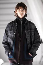 ヨーク 2023-24年秋冬コレクション - ベン・ニコルソン、境界線のない淡い色彩と幾何学模様｜写真37