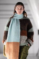 ヨーク 2023-24年秋冬コレクション - ベン・ニコルソン、境界線のない淡い色彩と幾何学模様｜写真47