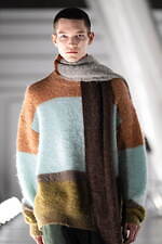 ヨーク 2023-24年秋冬コレクション - ベン・ニコルソン、境界線のない淡い色彩と幾何学模様｜写真49