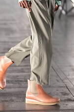 ヨーク 2023-24年秋冬コレクション - ベン・ニコルソン、境界線のない淡い色彩と幾何学模様｜写真75