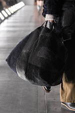 ヨーク 2023-24年秋冬コレクション - ベン・ニコルソン、境界線のない淡い色彩と幾何学模様｜写真100