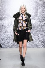 ポール & ジョー 2014-15年秋冬コレクション - 深まる秋色をリラクシングに｜写真5