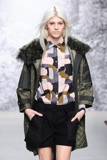 ポール & ジョー 2014-15年秋冬コレクション - 深まる秋色をリラクシングに｜写真6