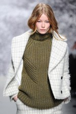 ポール & ジョー 2014-15年秋冬コレクション - 深まる秋色をリラクシングに｜写真33