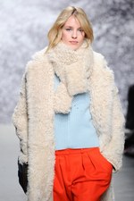 ポール & ジョー 2014-15年秋冬コレクション - 深まる秋色をリラクシングに｜写真37