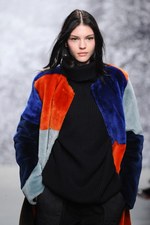 ポール & ジョー 2014-15年秋冬コレクション - 深まる秋色をリラクシングに｜写真39