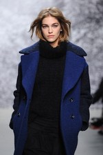 ポール & ジョー 2014-15年秋冬コレクション - 深まる秋色をリラクシングに｜写真50