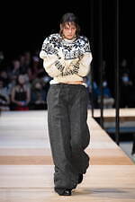 ピリングス 2023-24年秋冬コレクション - 自分を守るためのニット｜写真1