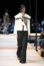 ピリングス 2023-24年秋冬コレクション - 自分を守るためのニット｜写真16