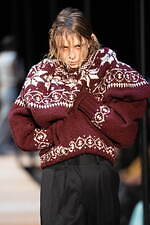 ピリングス 2023-24年秋冬コレクション - 自分を守るためのニット｜写真27